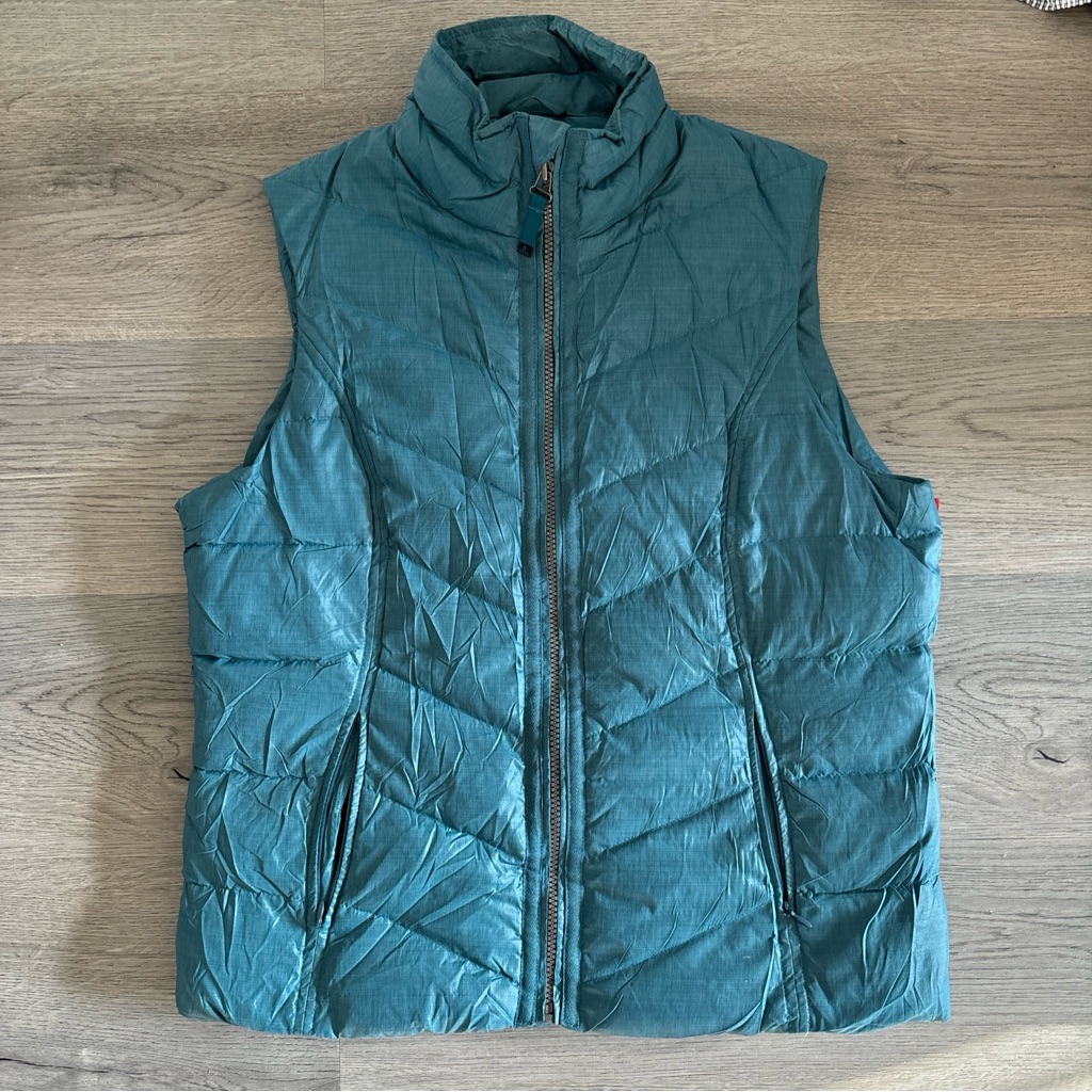 Prana Women’s Teal Puffer Vest Large